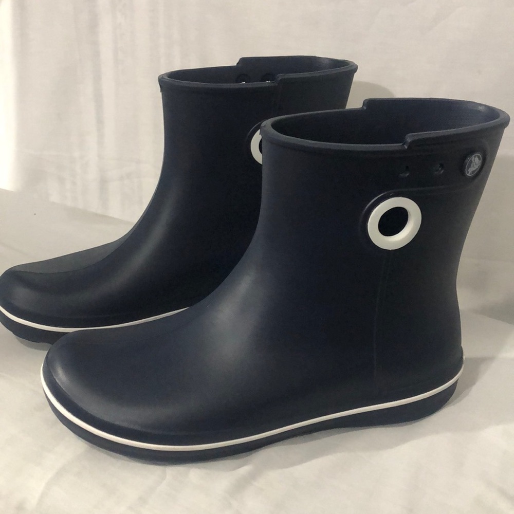 Crocs women boots